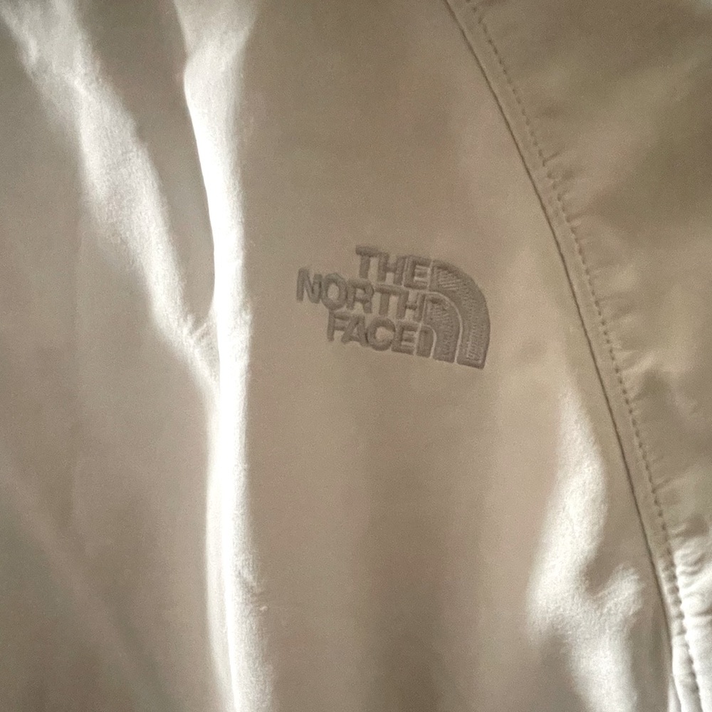 The North Face Hiking Jacket - Picture 3 of 5